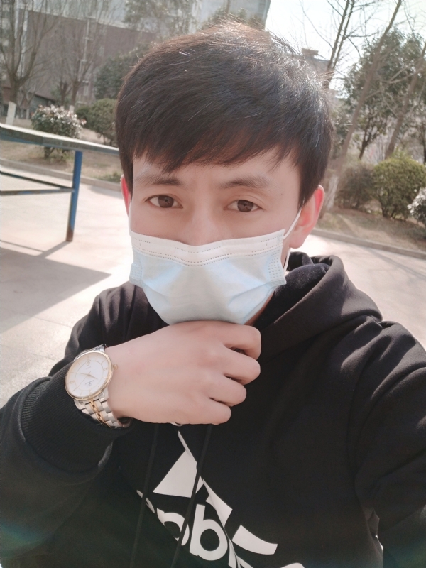 简单的幸福的第一张照片--陕西中老年相亲网
