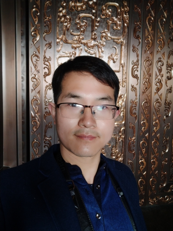 鹏鸟的第一张照片--陕西中老年相亲网