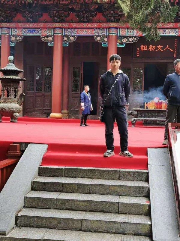 单身的小草的第三张照片--陕西中老年相亲网